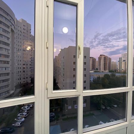 Apartment in the city centre Astana Ngoại thất bức ảnh