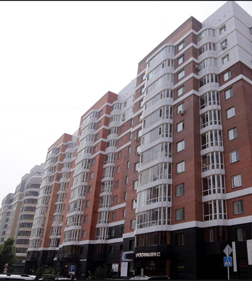 Apartment in the city centre Astana Ngoại thất bức ảnh
