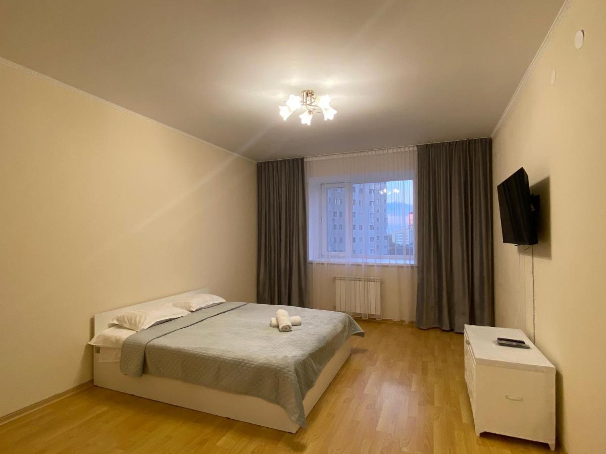 Apartment in the city centre Astana Ngoại thất bức ảnh